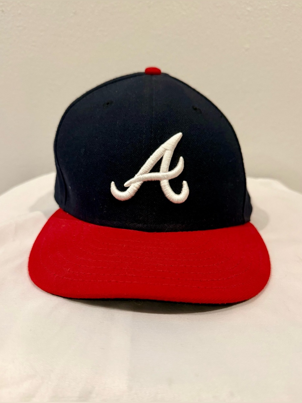 Atlanta Braves Fitted Men’s Baseball Cap